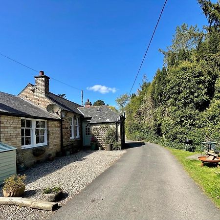 Carnell Country Estate & Holiday Cottages In Ayrshire Hurlford Экстерьер фото