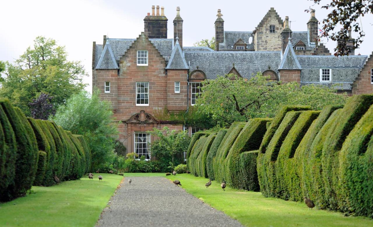 Carnell Country Estate & Holiday Cottages In Ayrshire Hurlford Экстерьер фото