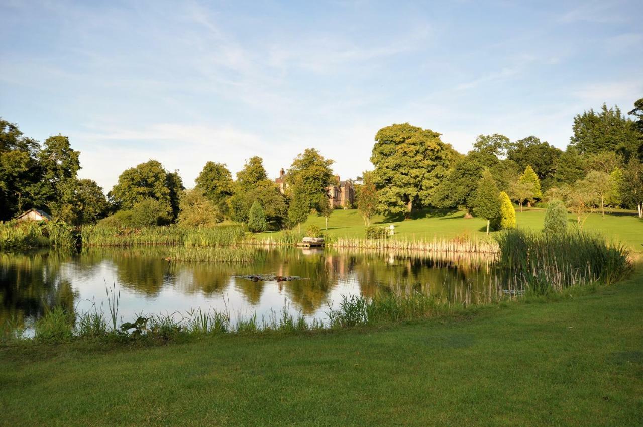 Carnell Country Estate & Holiday Cottages In Ayrshire Hurlford Экстерьер фото