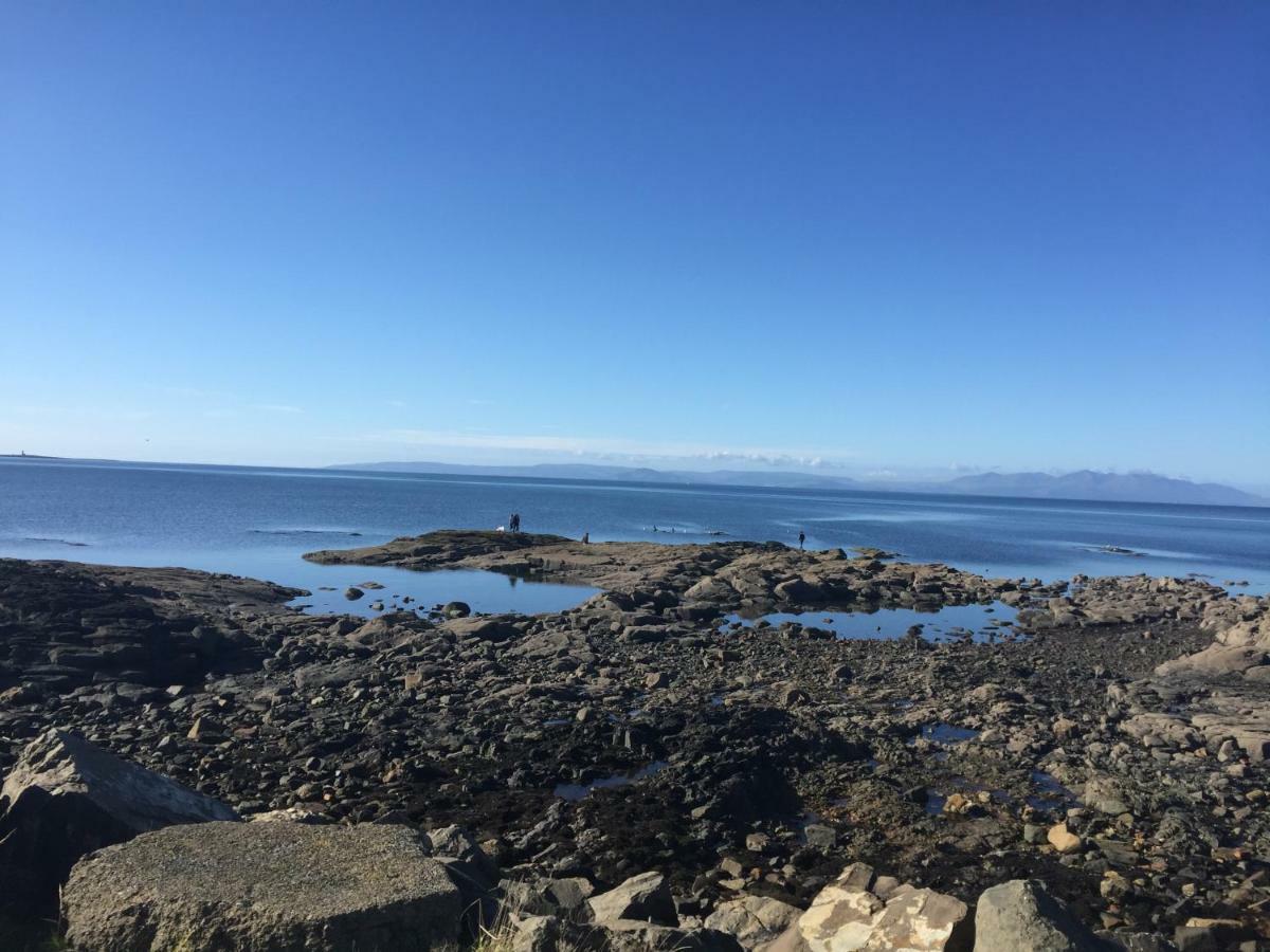 Carnell Country Estate & Holiday Cottages In Ayrshire Hurlford Экстерьер фото