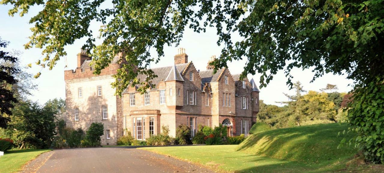 Carnell Country Estate & Holiday Cottages In Ayrshire Hurlford Экстерьер фото